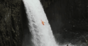 Bomb Flow TV PMW Kayak